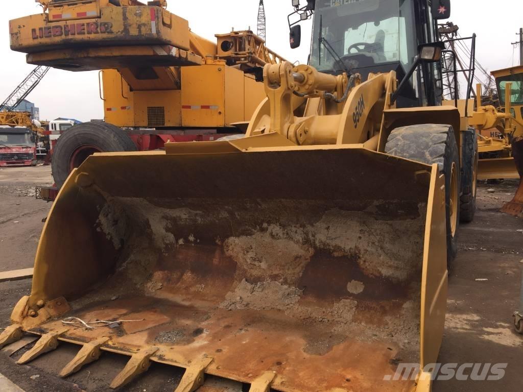 CAT 950 H Gumikerekes homlokrakodók