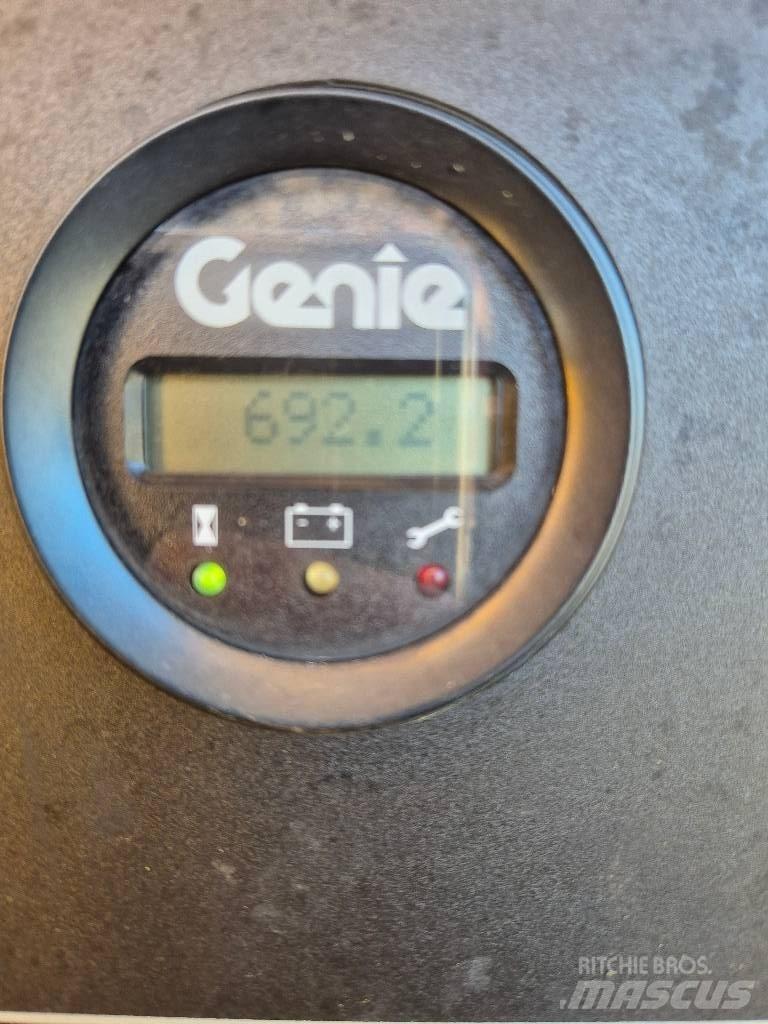 Genie Z 60/37FE Karos emelők