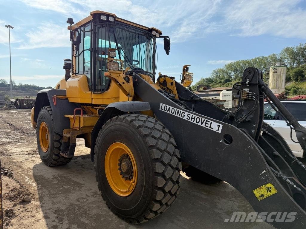 Volvo L 90 H Gumikerekes homlokrakodók