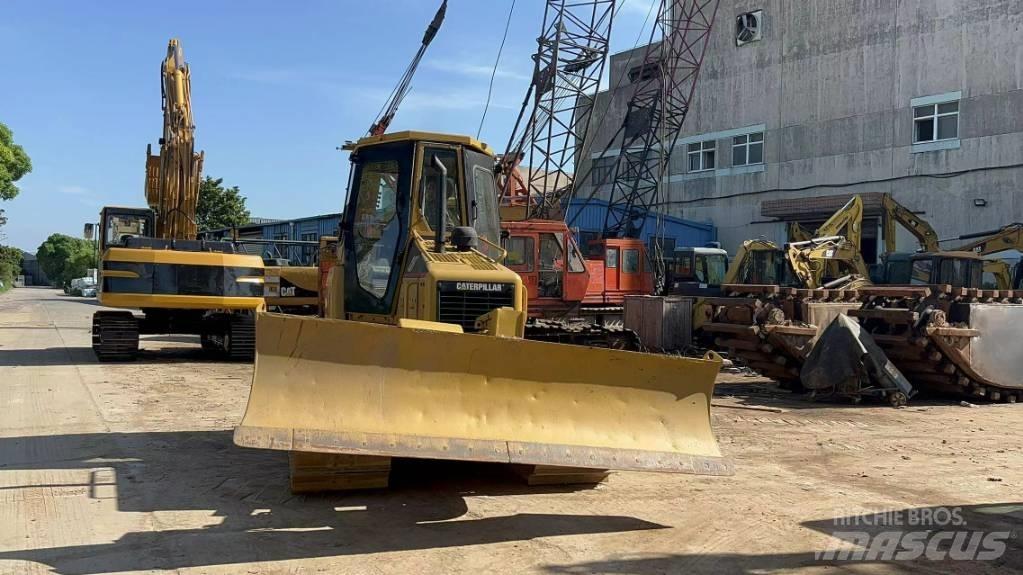 CAT D5G LGP lánctalpas dózerek