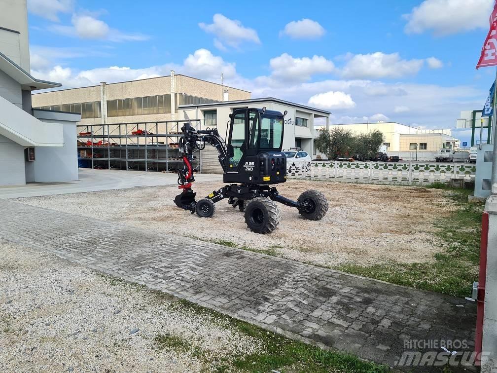 Euromach R25 Speciális kotrók