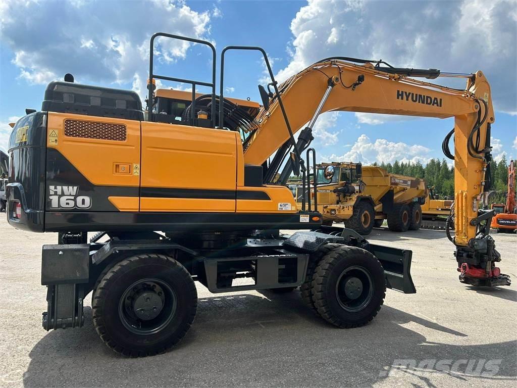 Hyundai HW160 Gumikerekes kotrók