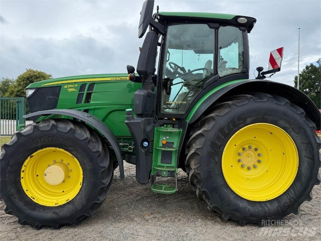 John Deere 6250R Egyéb mezőgazdasági gépek