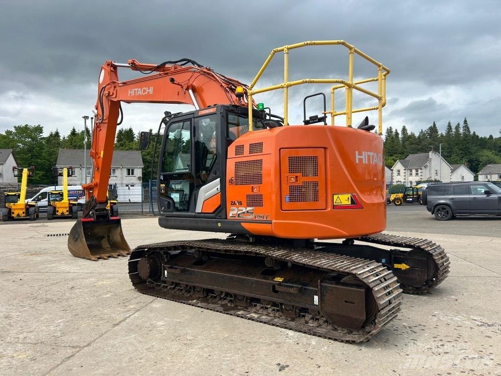 Hitachi ZX225 USLC-7 Lánctalpas kotrók