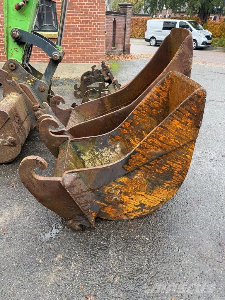 Hyundai R140W-9 Gumikerekes kotrók