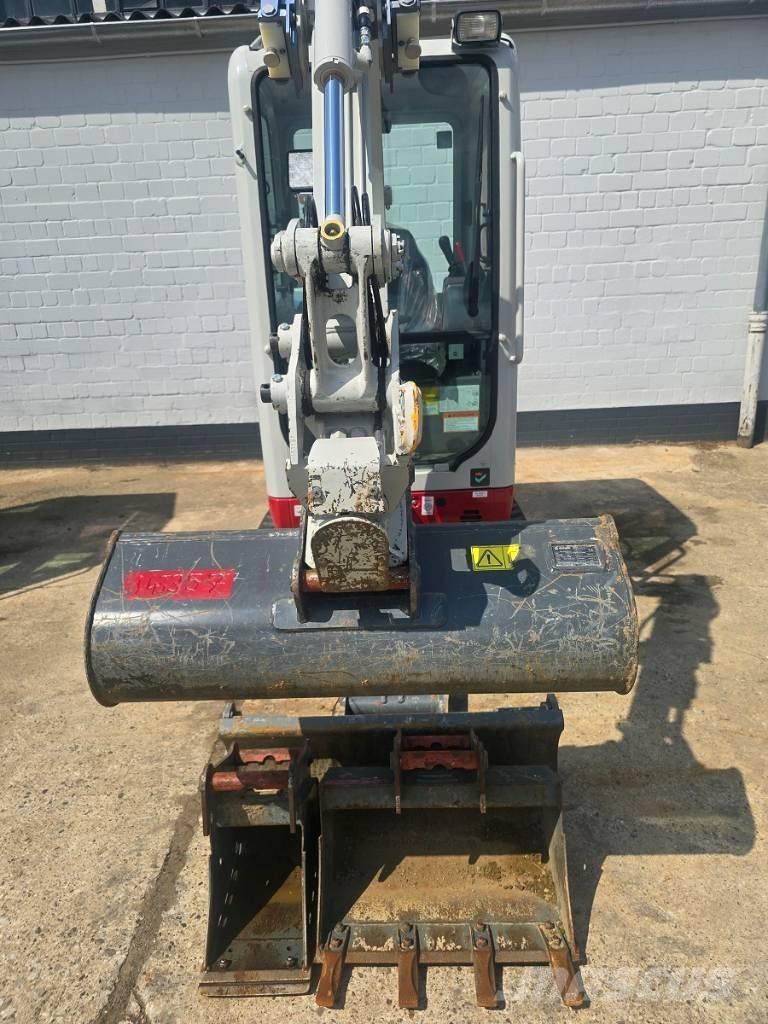 Takeuchi TB 216 A Mini kotrók < 7t