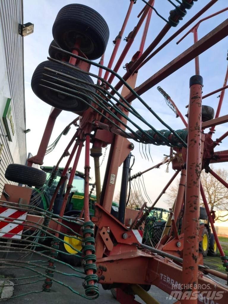 Kverneland 9070 C Rendforgatók