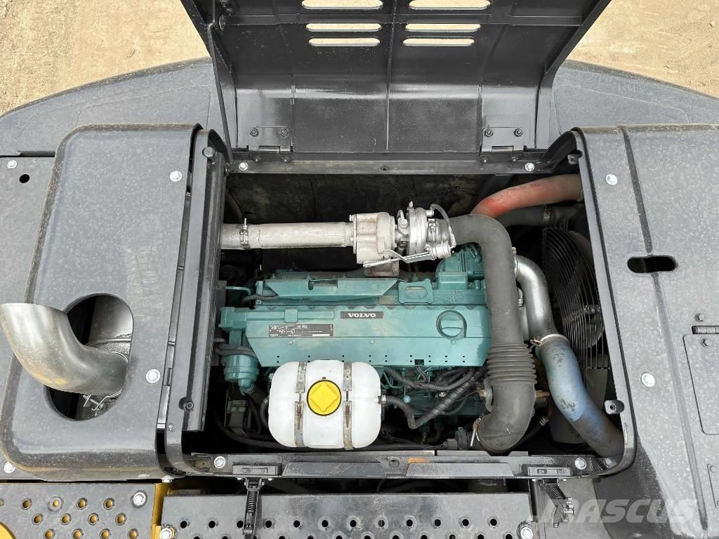 Volvo EC210D Lánctalpas kotrók