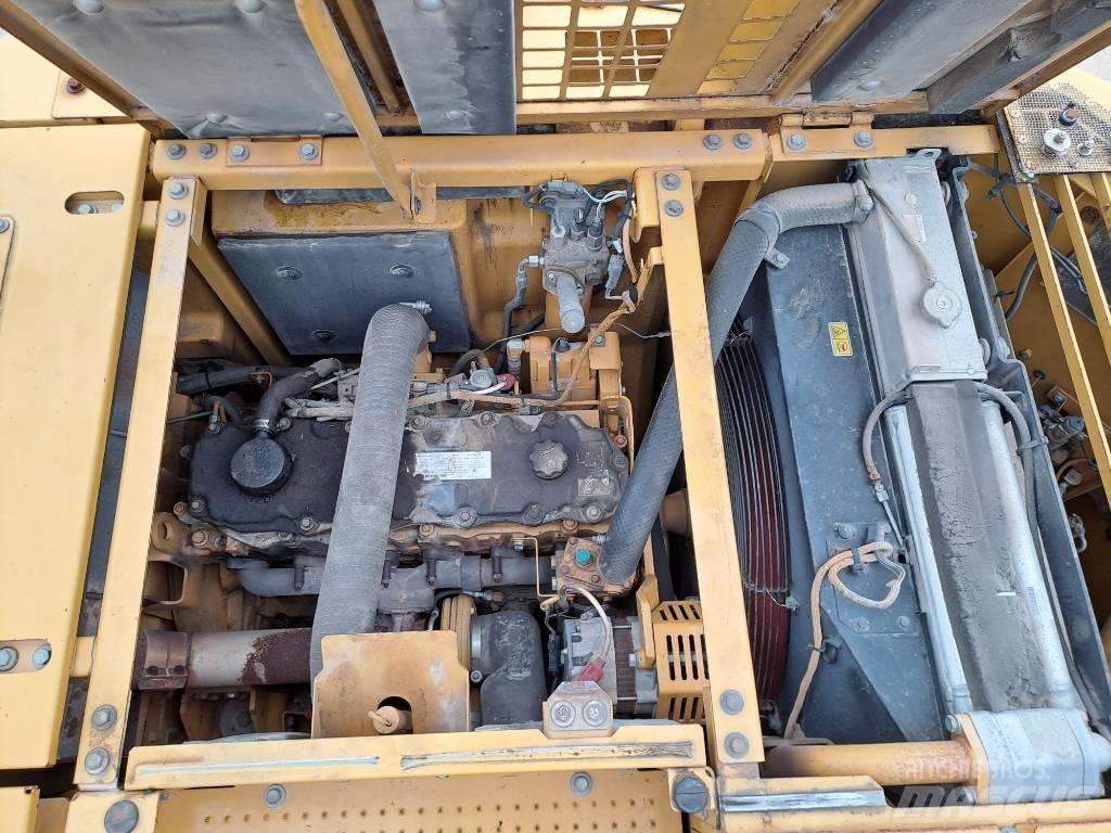 CAT 328 D LCR Lánctalpas kotrók