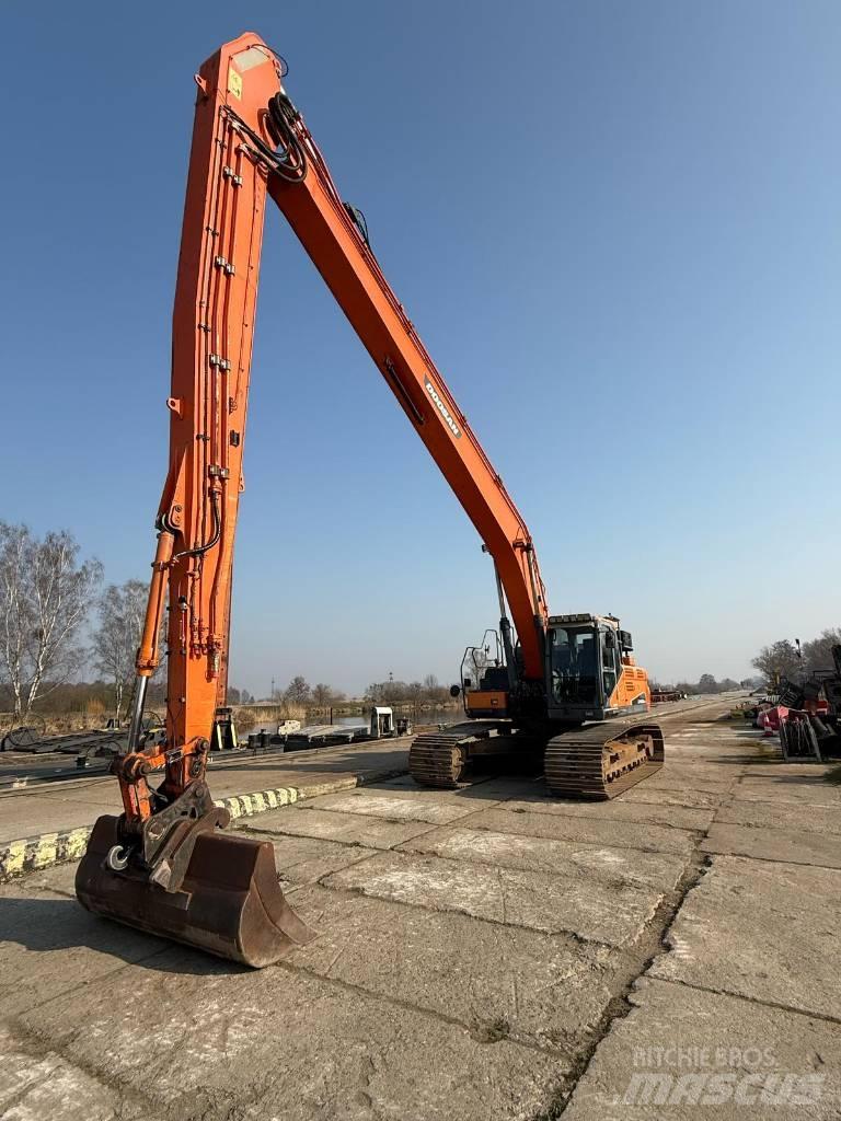 Doosan DX 300 LC-5 Hosszú gém kotrók
