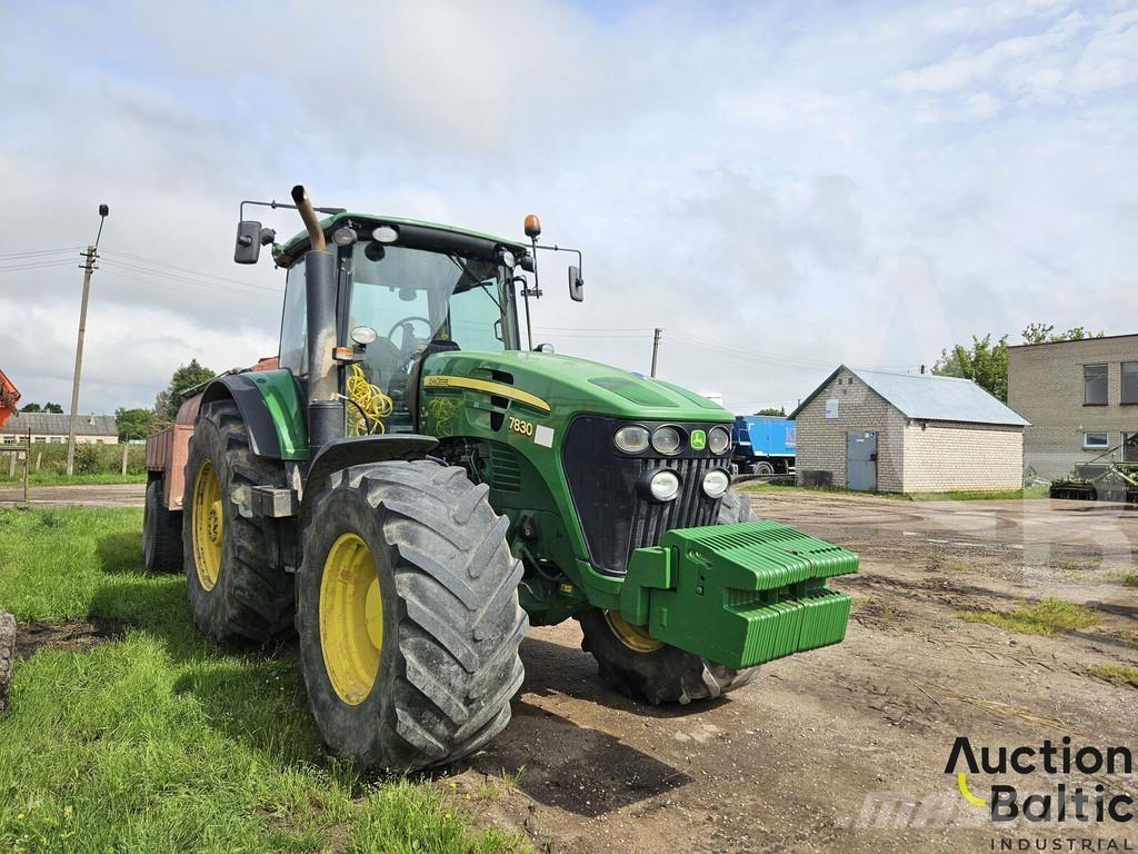 John Deere 7830 Traktorok