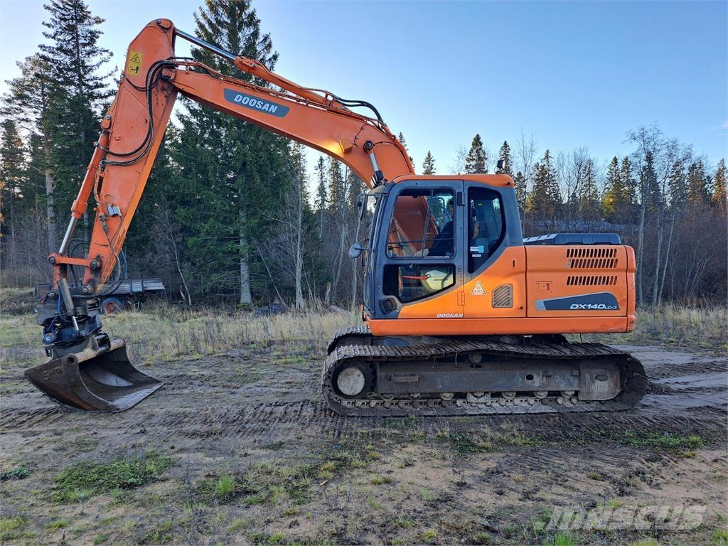 Doosan DX 140 LC-3 Lánctalpas kotrók