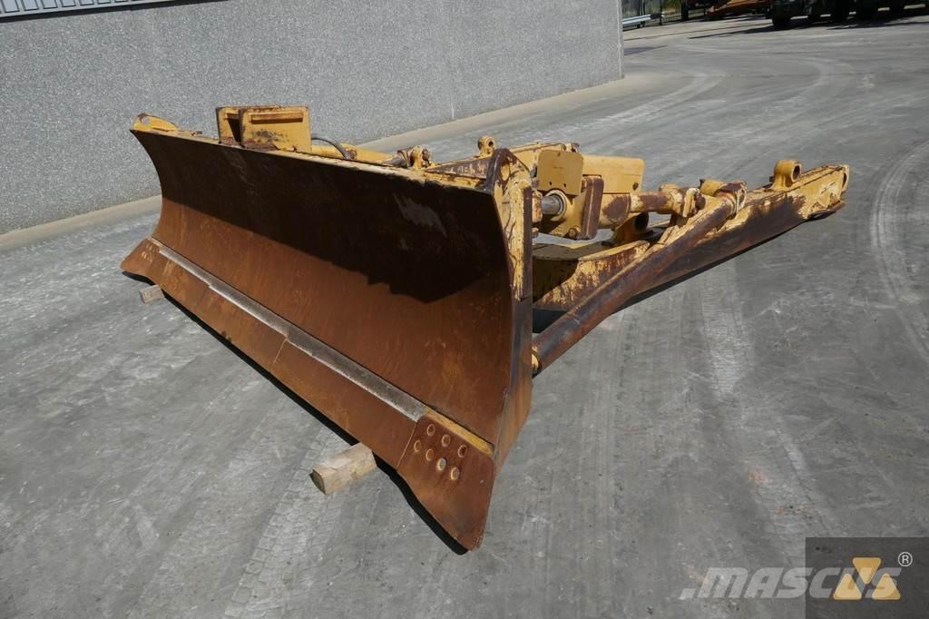 CAT D8T Blade Tolólapok