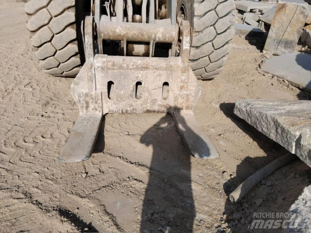 Volvo L 180 C Gumikerekes homlokrakodók