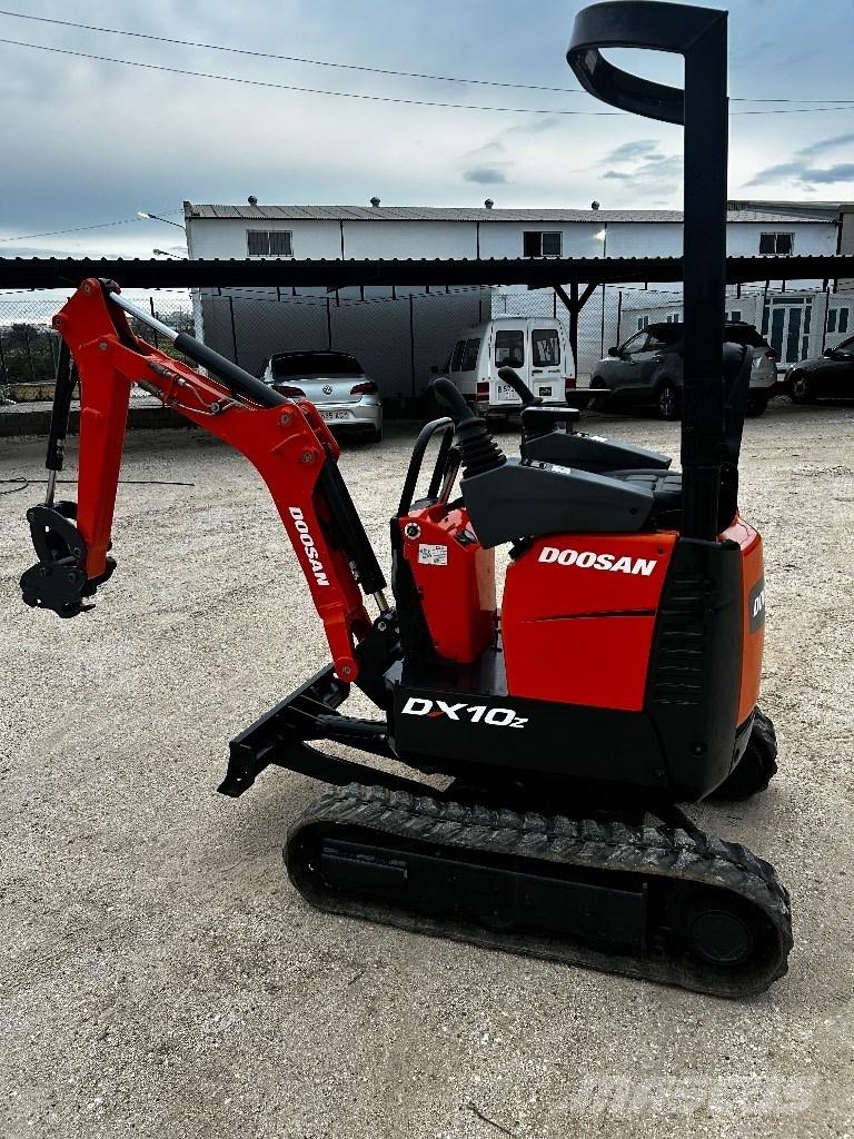 Doosan DX 10 Z Mini kotrók < 7t