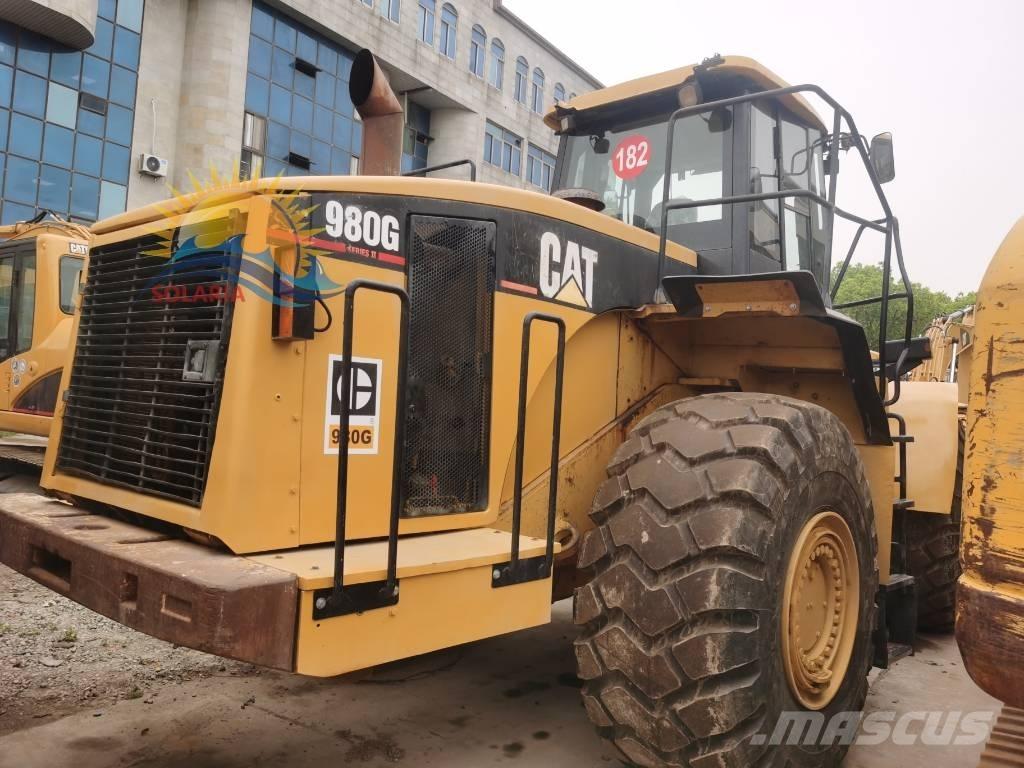 CAT 980 G Gumikerekes homlokrakodók