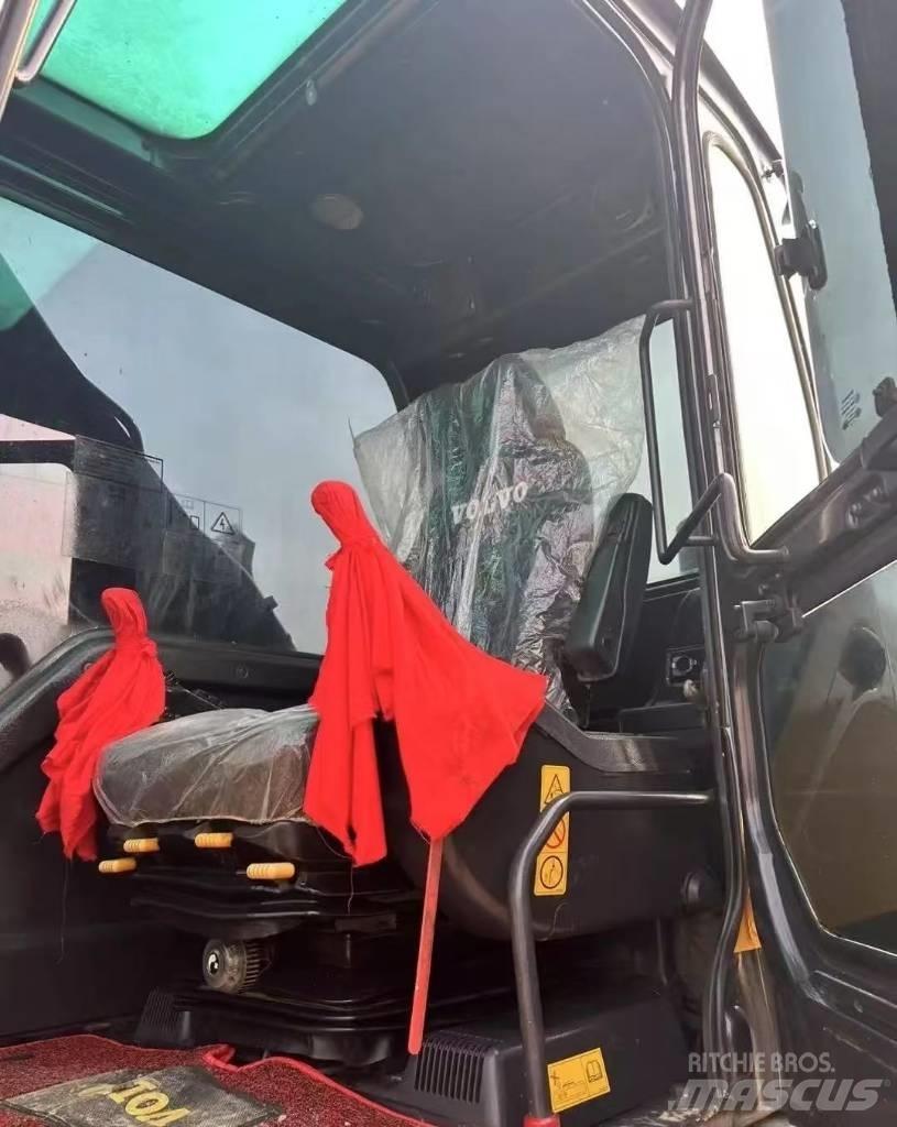 Volvo EC 240 Lánctalpas kotrók
