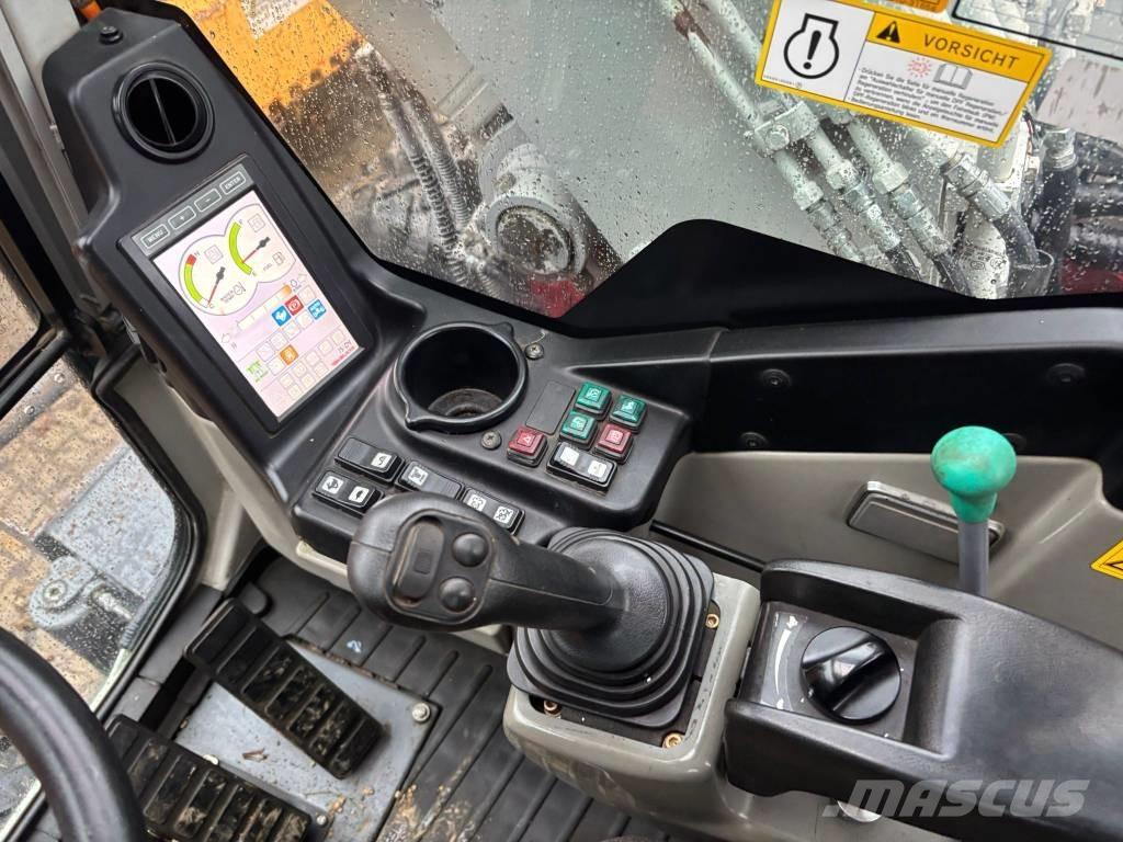 Takeuchi TB 1160 W Gumikerekes kotrók