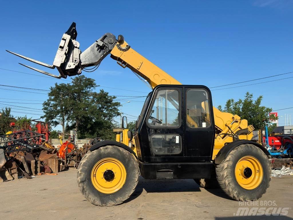 CAT TH 62 Teleszkópos mezőgazdasági rakodók