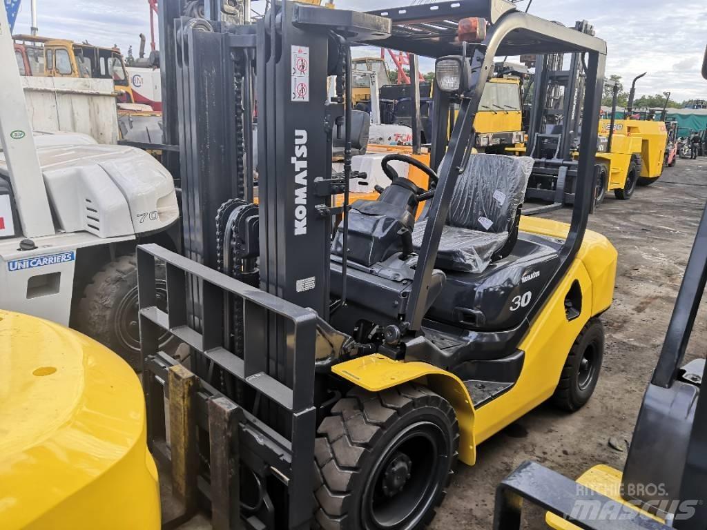 Komatsu 3 Dízel targoncák