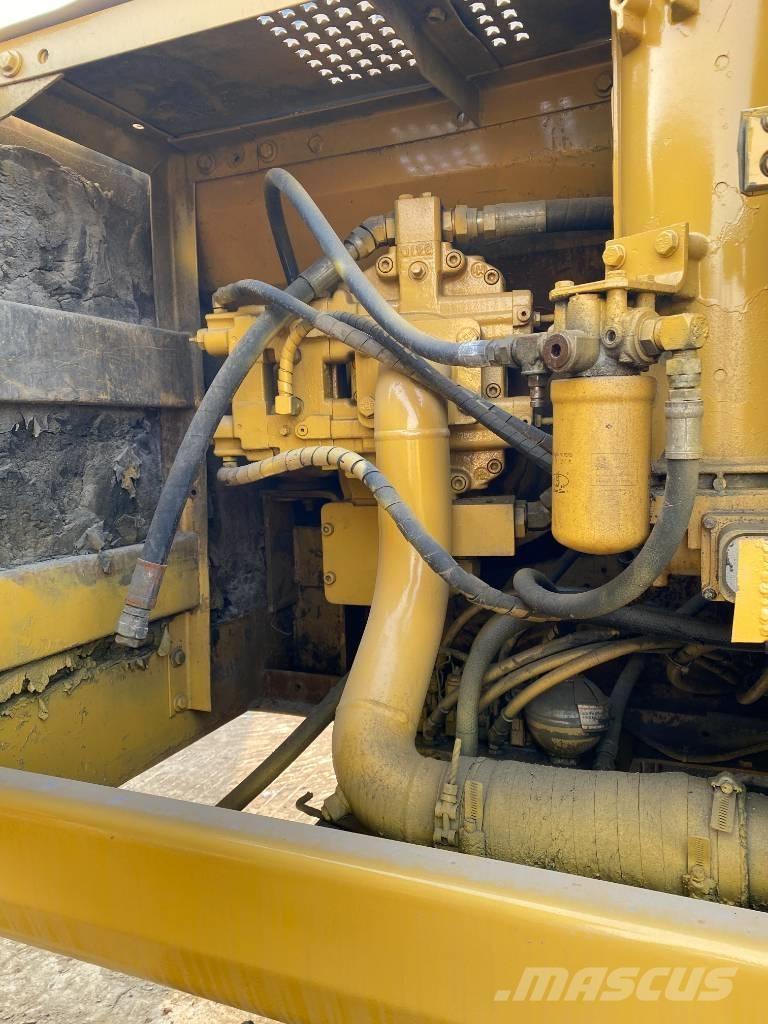 CAT 325 B Lánctalpas kotrók