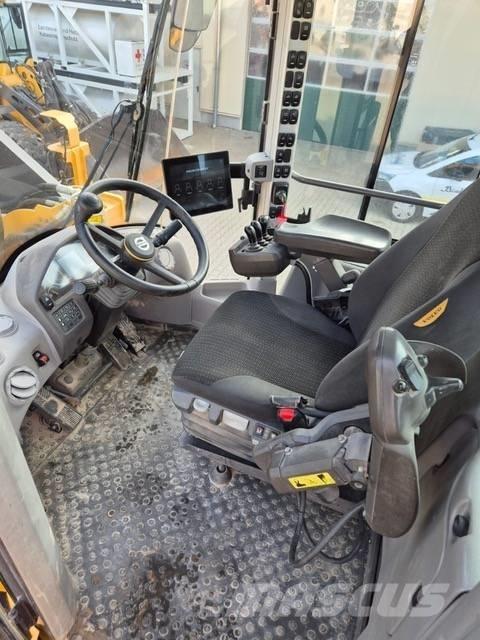 Volvo L 150 H Gumikerekes homlokrakodók