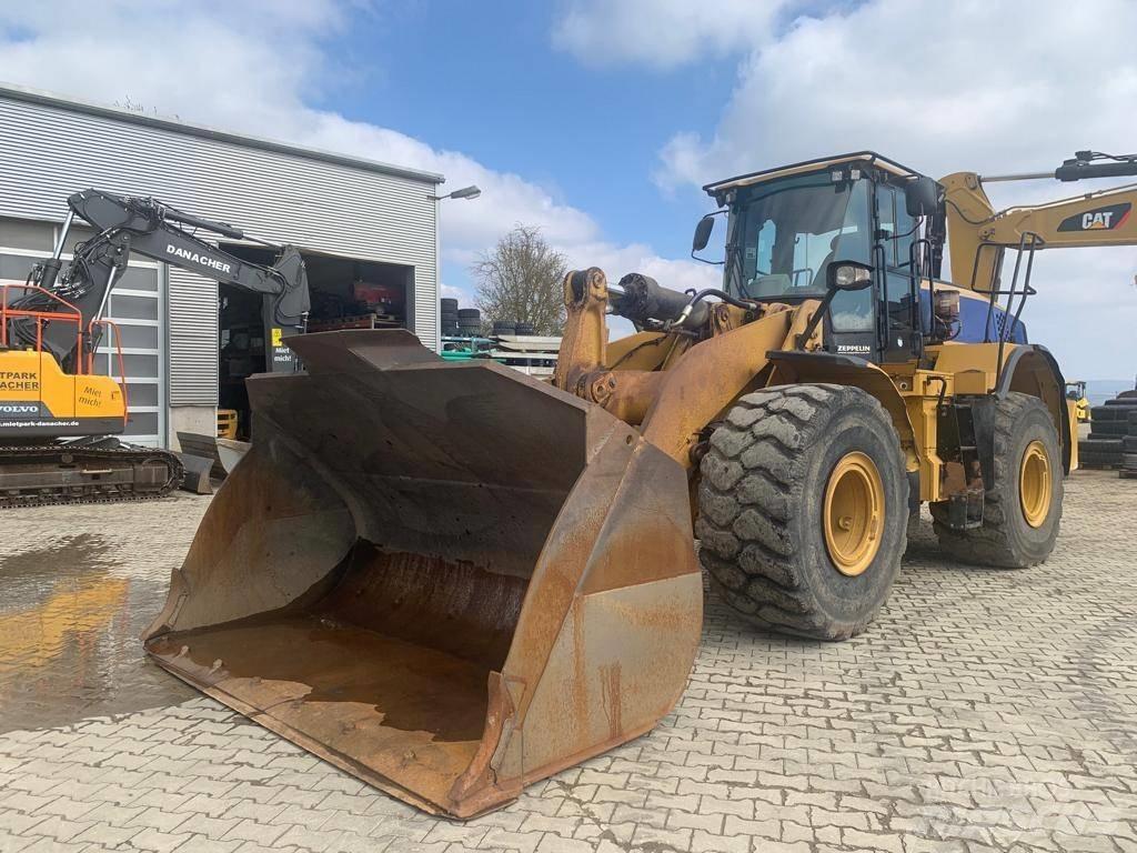 CAT 972 K Gumikerekes homlokrakodók