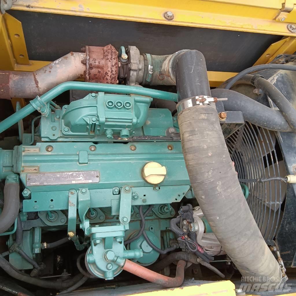 Volvo EC140B Lánctalpas kotrók