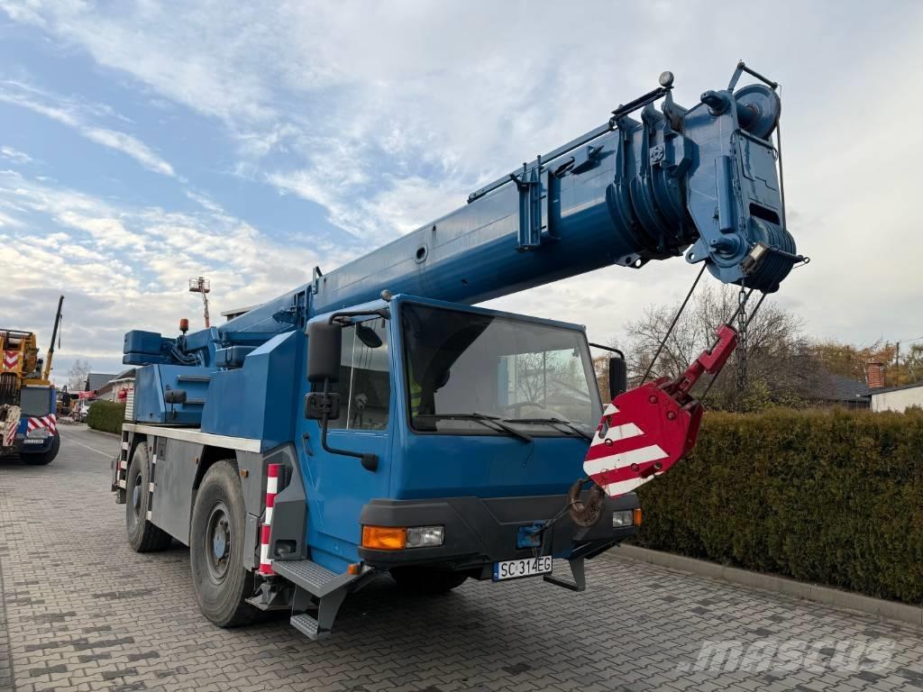 Liebherr LTM 1030-2 Terepdaruk