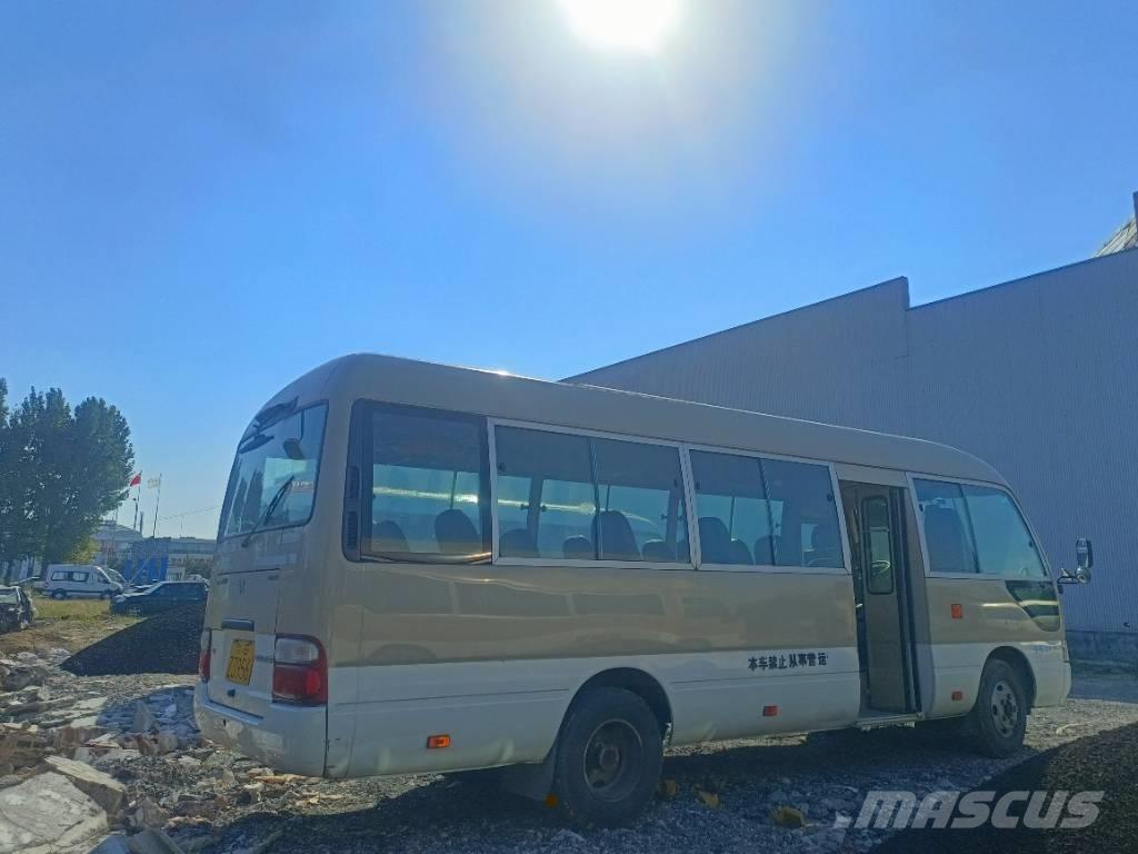 Toyota Coaster Bus Mini buszok