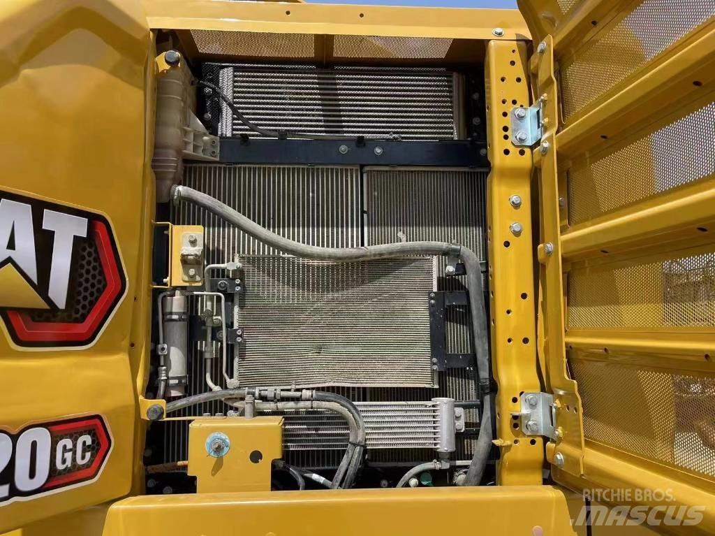 CAT 320gc Lánctalpas kotrók