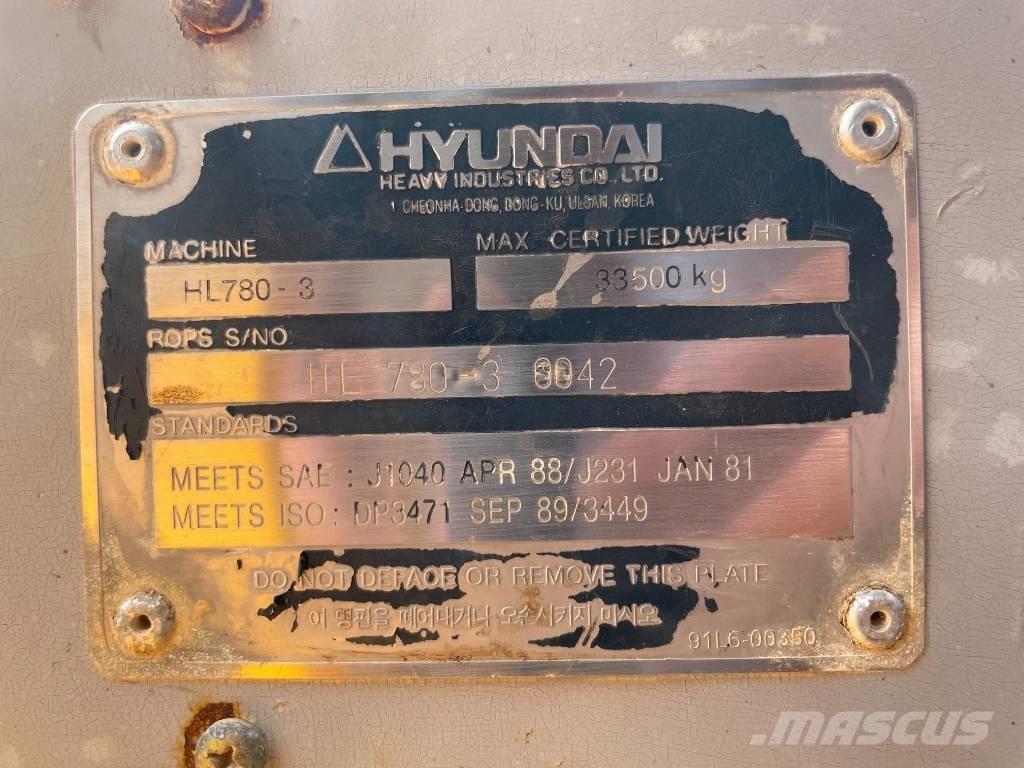 Hyundai HL 780-3 A Gumikerekes homlokrakodók