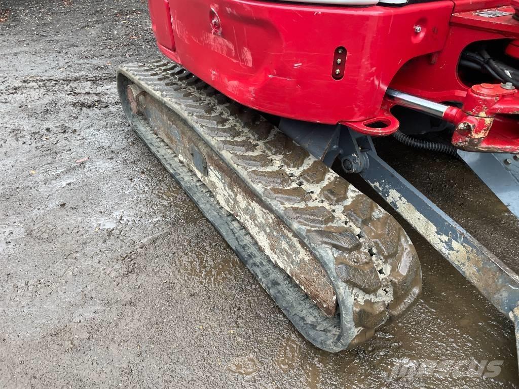 Takeuchi TB 325 R Mini kotrók < 7t