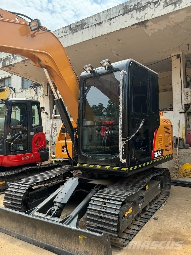 Sany SY 75 C Mini kotrók < 7t