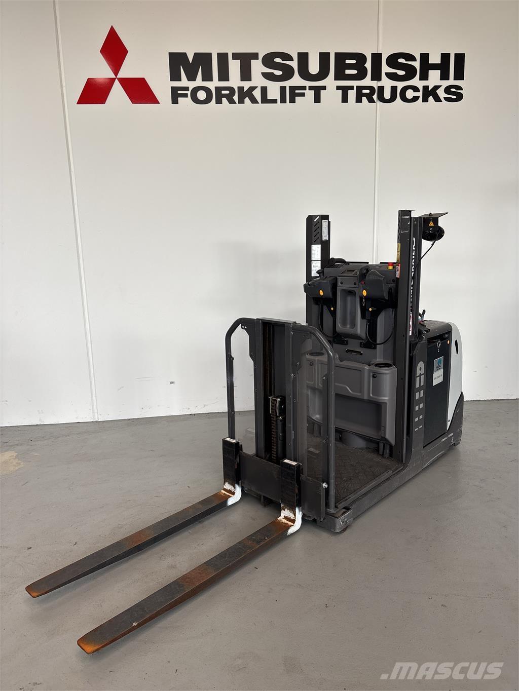 UniCarriers EPL100 Komissiózó alacsony emelésű targonca