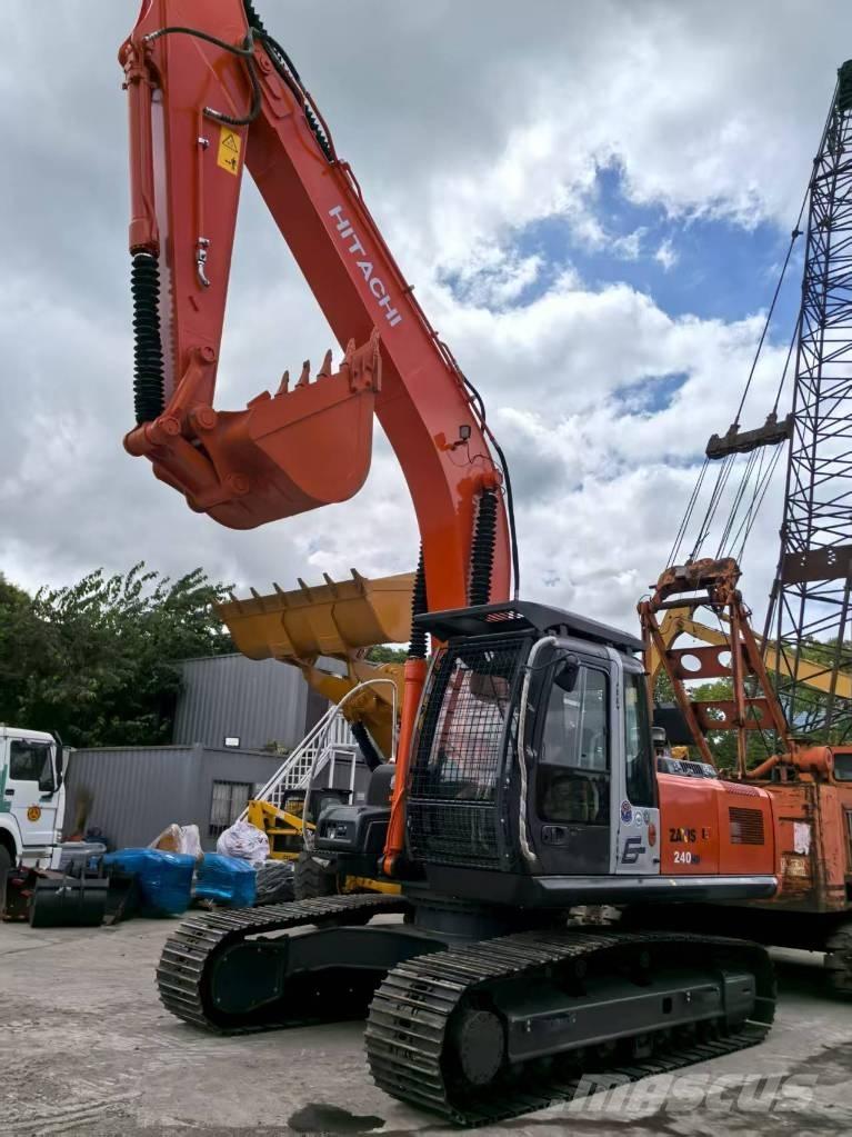 Hitachi ZX 240 HG Lánctalpas kotrók