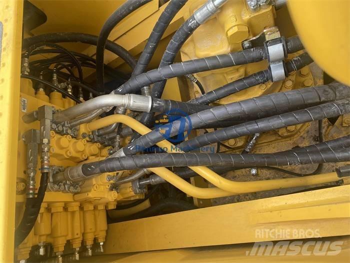 Komatsu PC 240 -8 Lánctalpas kotrók