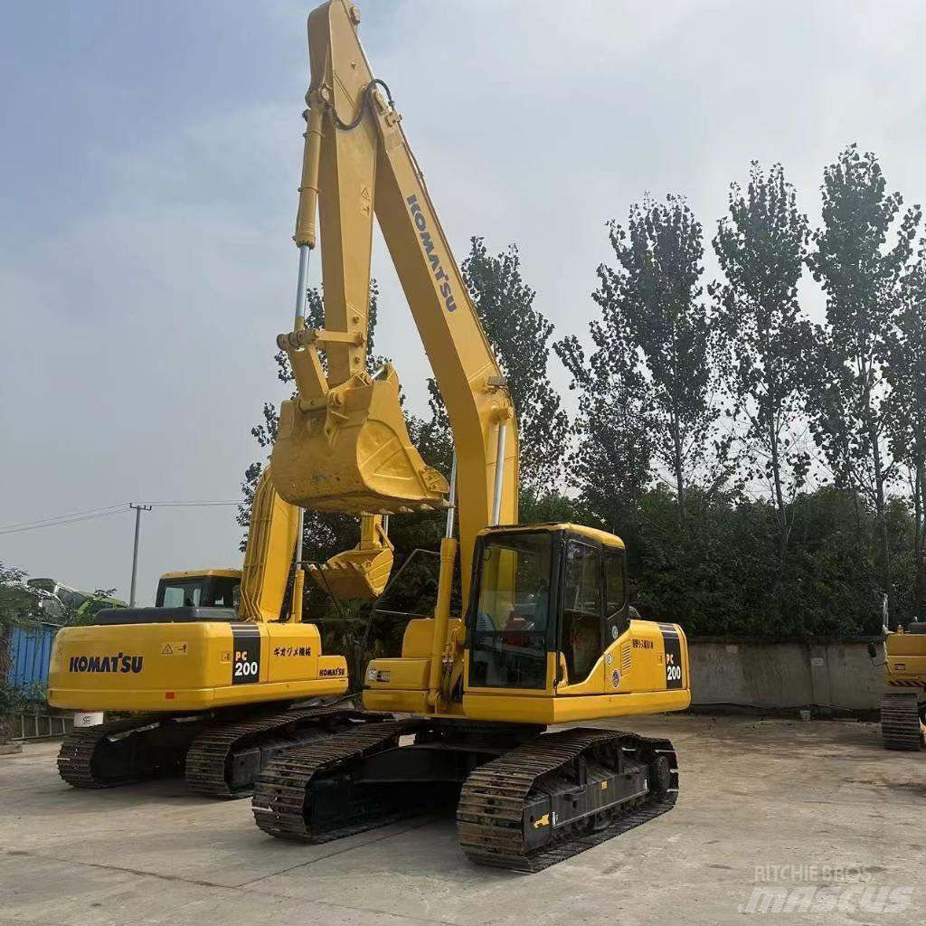 Komatsu PC 200-7 Lánctalpas kotrók
