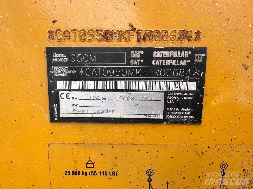 CAT 950M Gumikerekes homlokrakodók