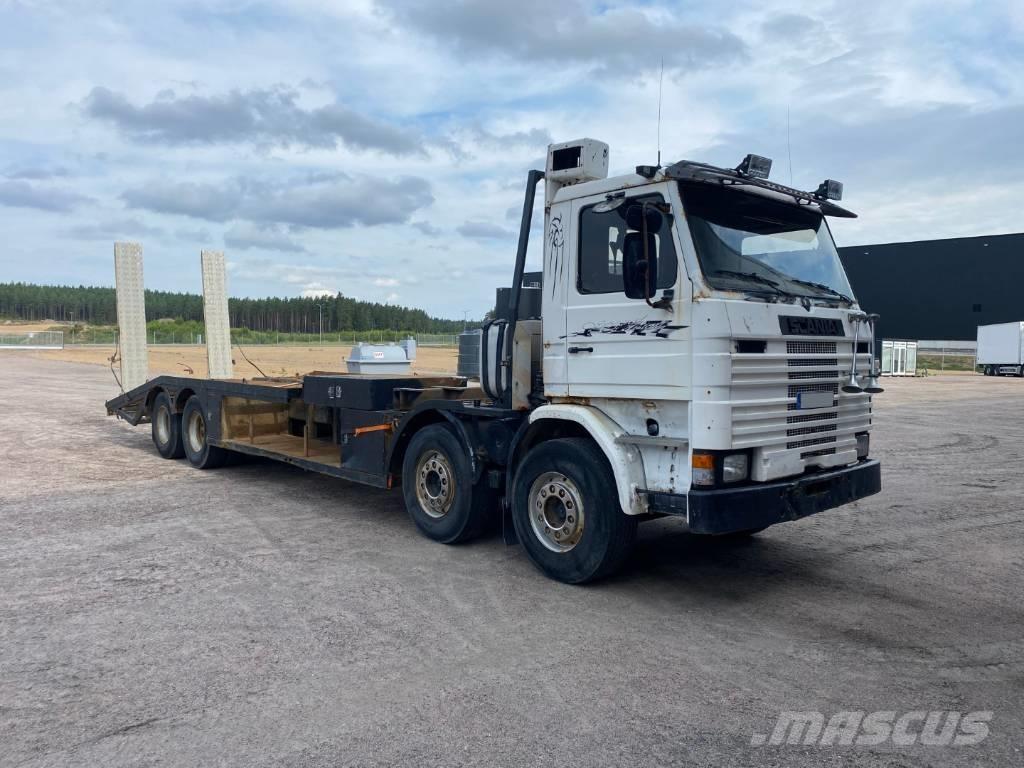 Scania R142H 8X2 Platós / Ponyvás teherautók