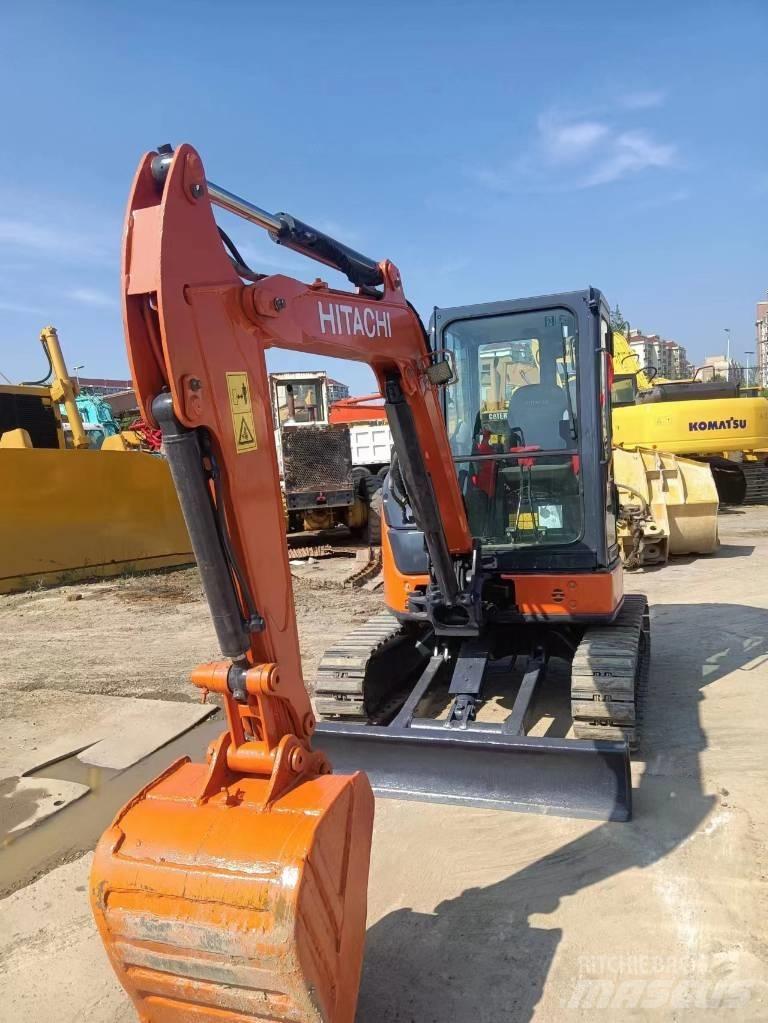 Hitachi ZX35-5A Mini kotrók < 7t