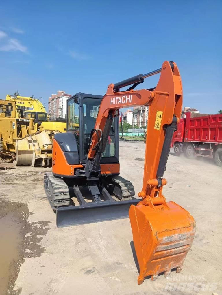 Hitachi ZX35-5A Mini kotrók < 7t