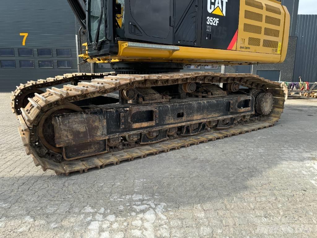 CAT 352 FXE Lánctalpas kotrók