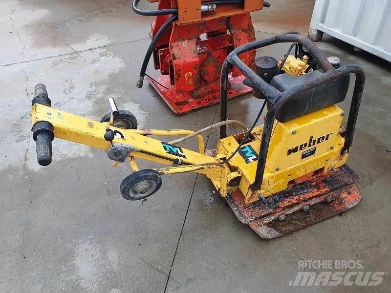 Weber E673LS Vibrátoros cölöpverő