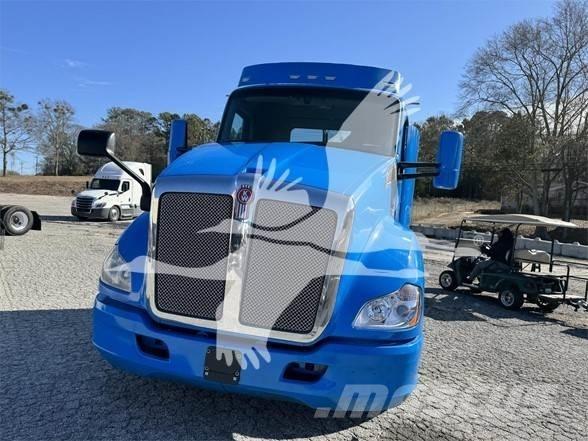 Kenworth T680 Nyergesvontatók