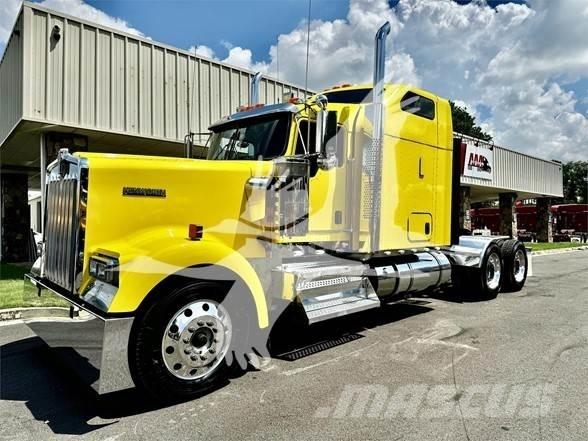 Kenworth W900 Nyergesvontatók