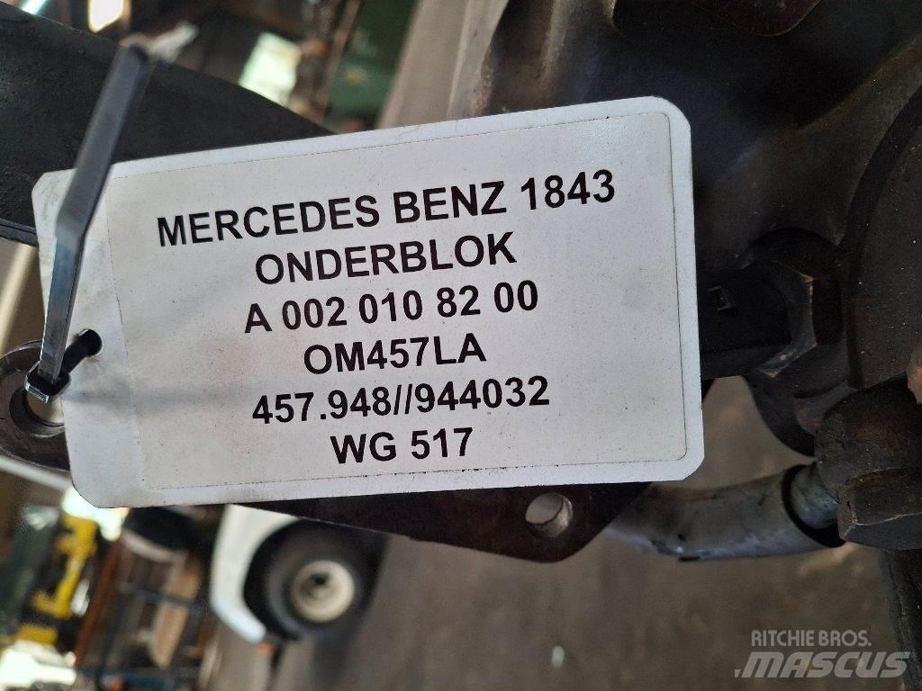 Mercedes-Benz 1843 Motorok