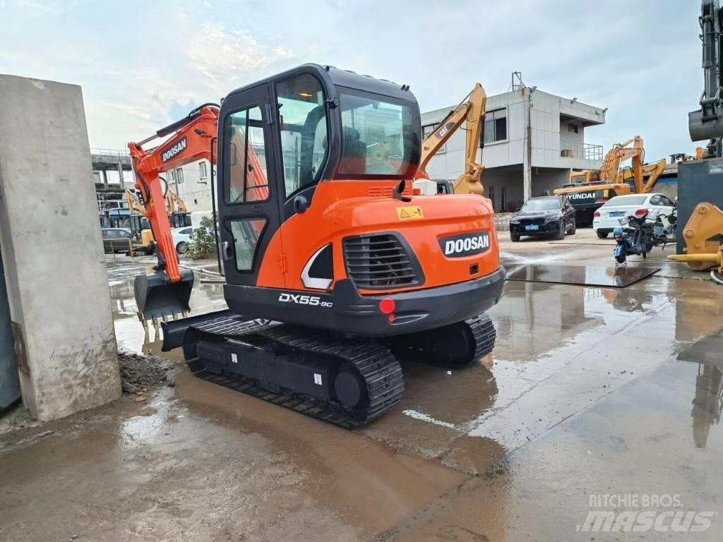 Doosan DX 55 Mini kotrók < 7t