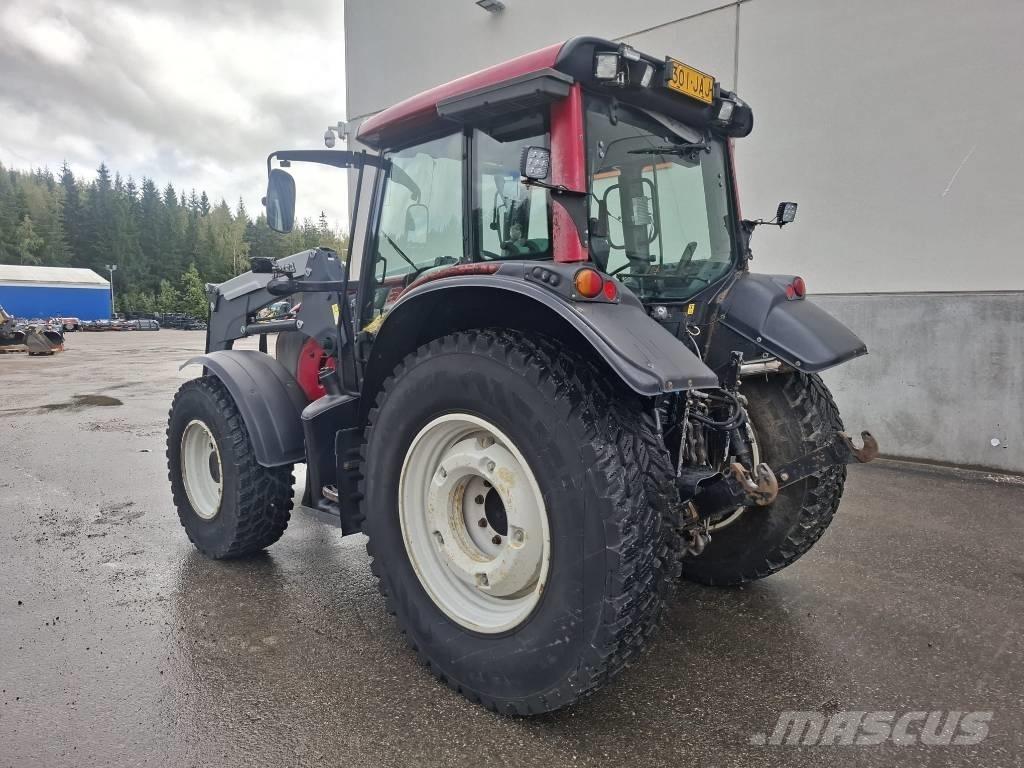 Valtra N 101 Traktorok