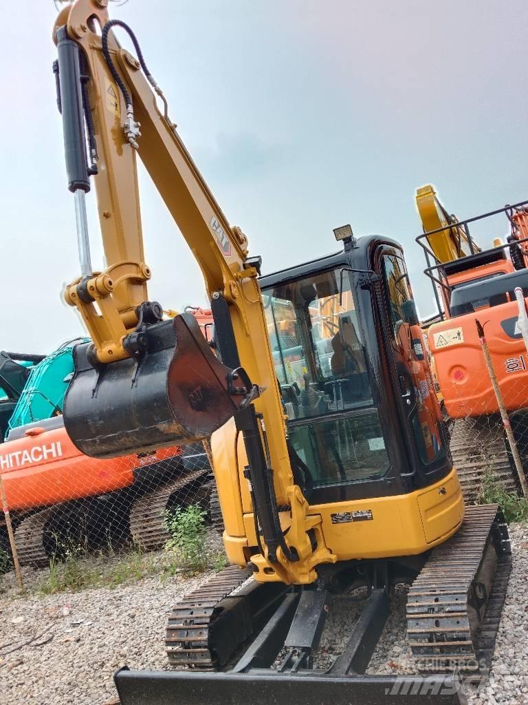 CAT 303.5 E CR Mini kotrók < 7t